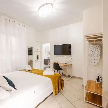 Elegant 2br In * 那不勒斯