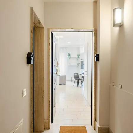 Elegant 2br In